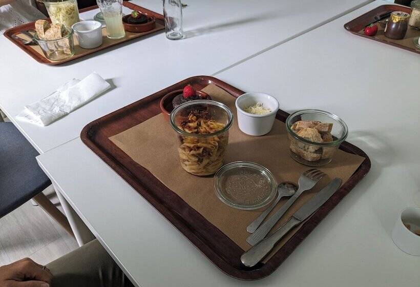 Отель Fuzei Hôtel Lorient Lanester