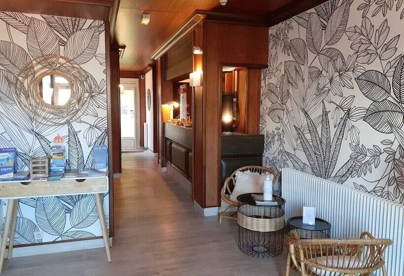 Отель Fuzei Hôtel Lorient Lanester