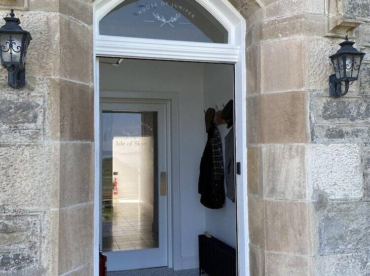 Отель House Of Juniper   The Manse