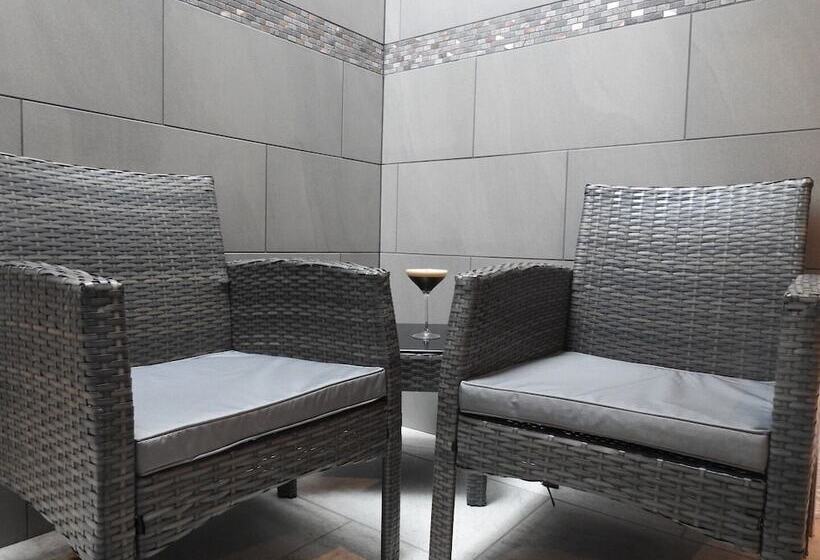 Отель House Of Juniper   The Manse