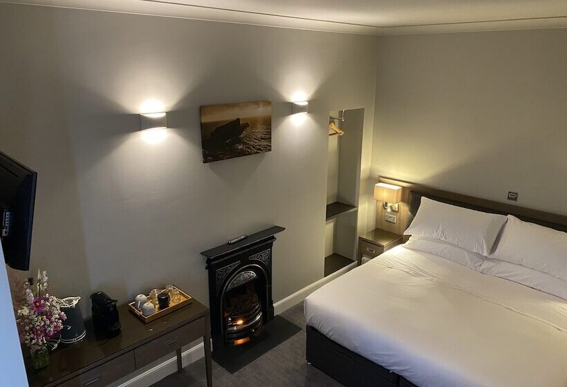 Отель House Of Juniper   The Manse