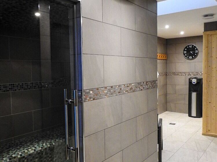 Отель House Of Juniper   The Manse