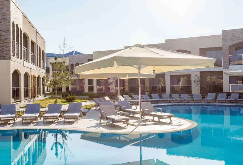 هتل Morea Family Resort&spa All Inclusive