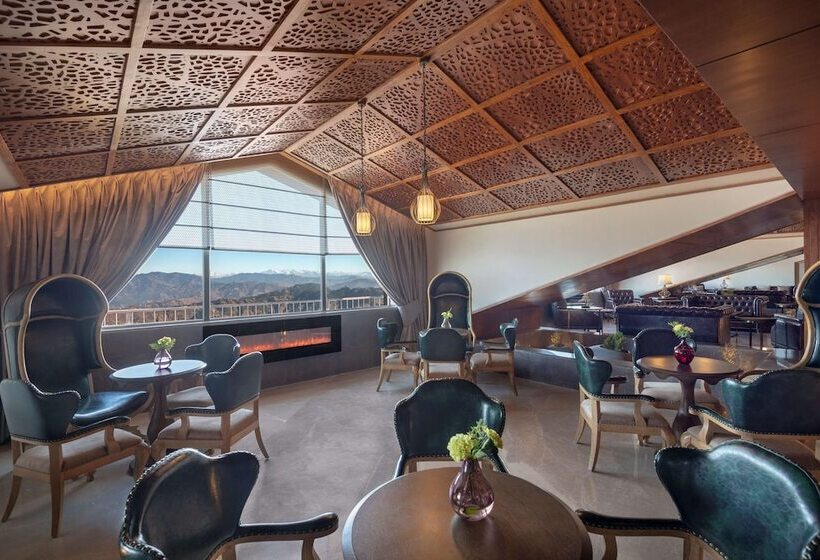 호텔 Radisson Kufri