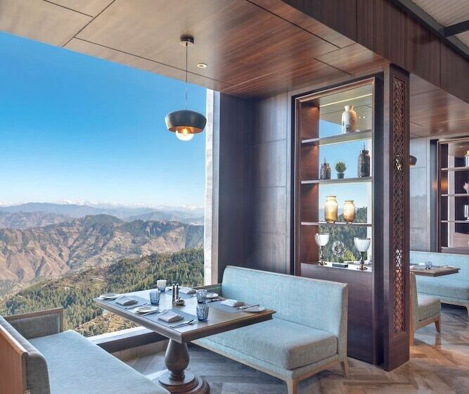 호텔 Radisson Kufri