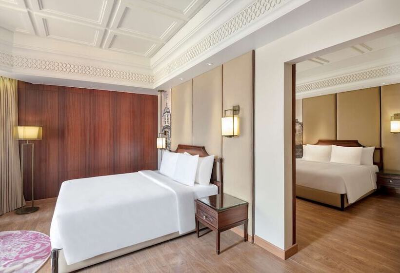 호텔 Radisson Kufri