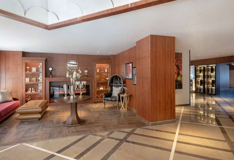 호텔 Radisson Kufri