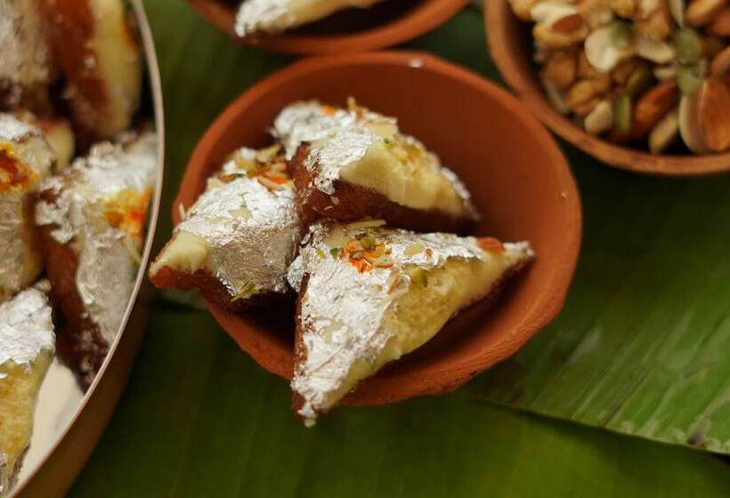 Отель Radisson Red Chandigarh Mohali