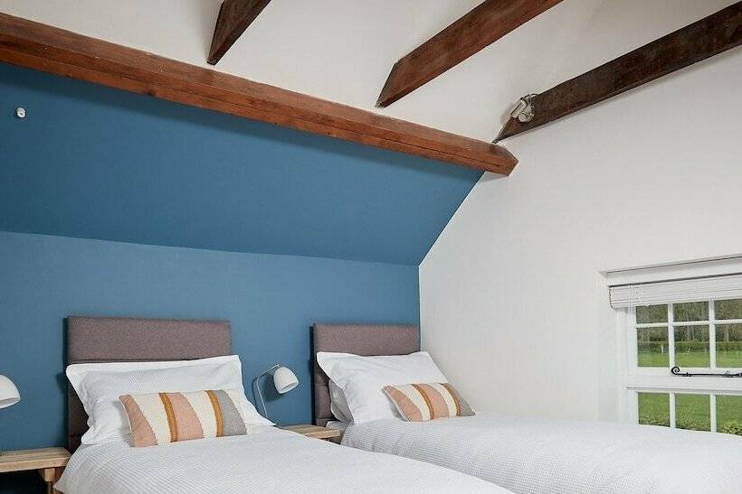 Lovely Quiet Cottage In Kemerton!