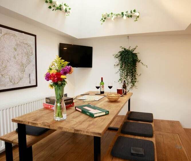 Luxury Thatched Country Cottage   Dartmoor, Devon