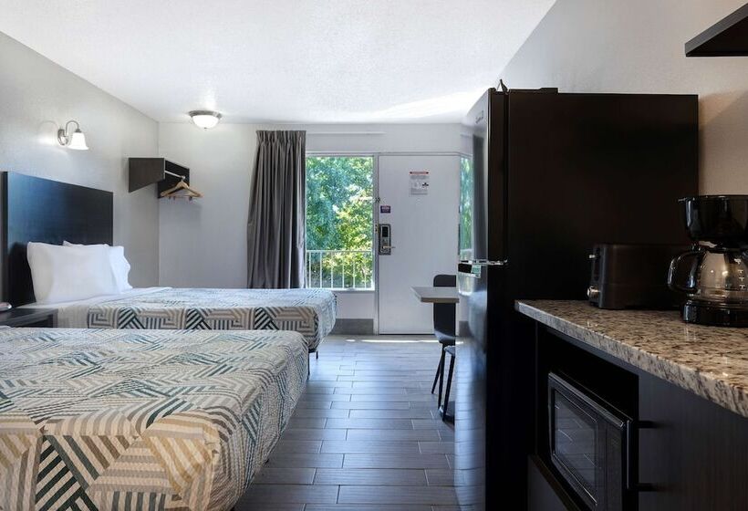 فندق على الطريق Studio 6 Branson West Mo Silver Dollar City