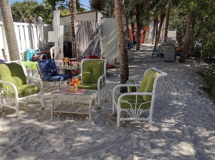 بنسيون Bayfront Beauty