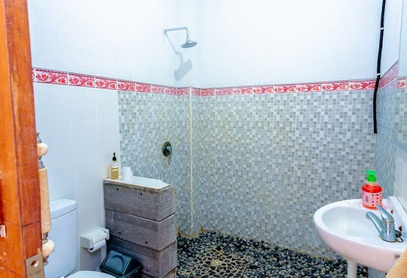 بنسيون Putu Homestay