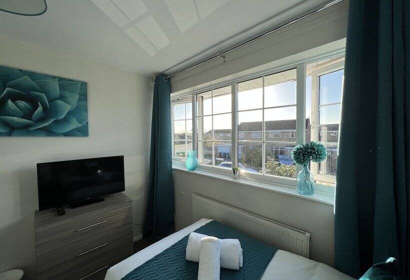 بنسيون Lancaster Close Serviced Accommodation