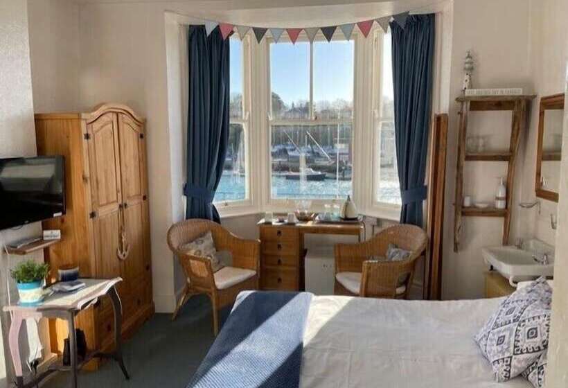 פנסיון Seascape Guest House