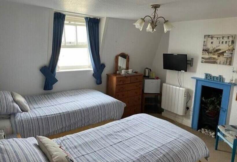 פנסיון Seascape Guest House