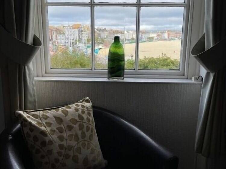 פנסיון Seascape Guest House