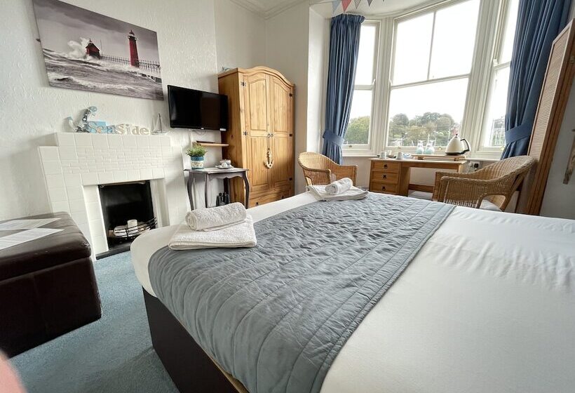 פנסיון Seascape Guest House