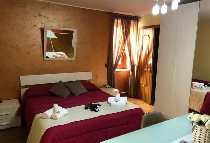 レジデンス Impeccable 3bed House In Vibo Valentia