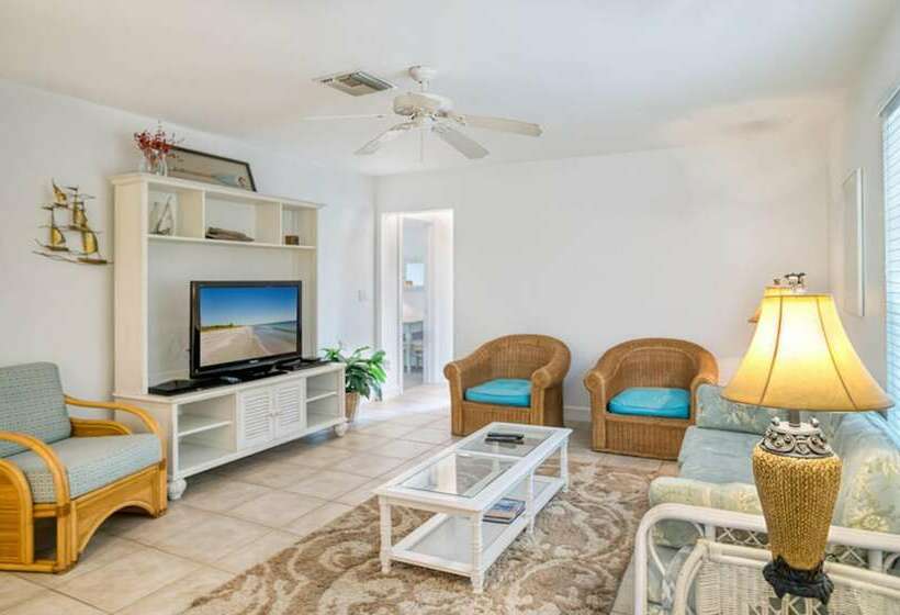 16431 Captiva Drive Cabin