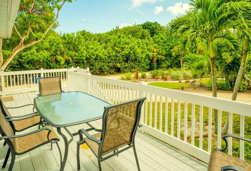 16431 Captiva Drive Cabin