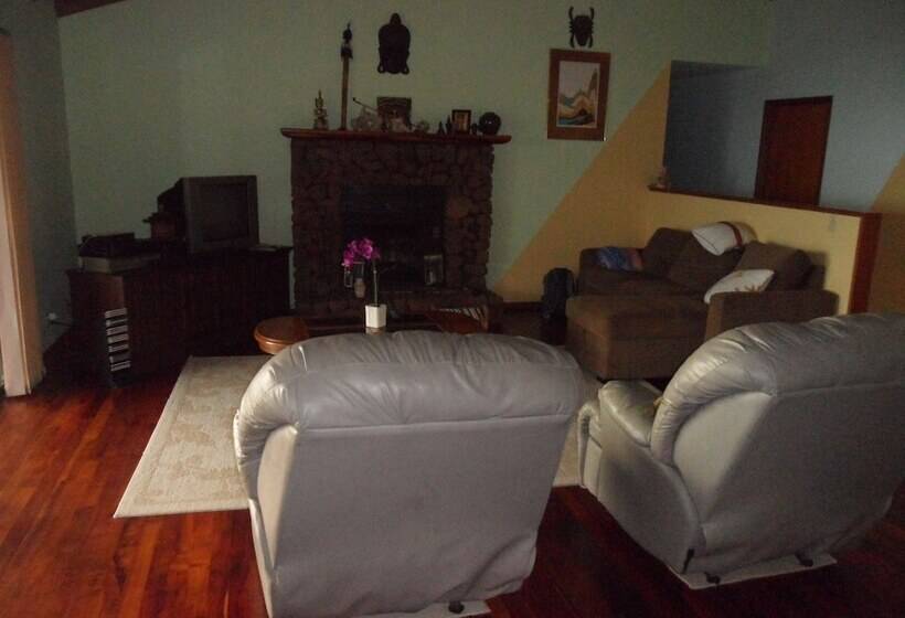 A Beautiful Edge Of The World Bed & Breakfast