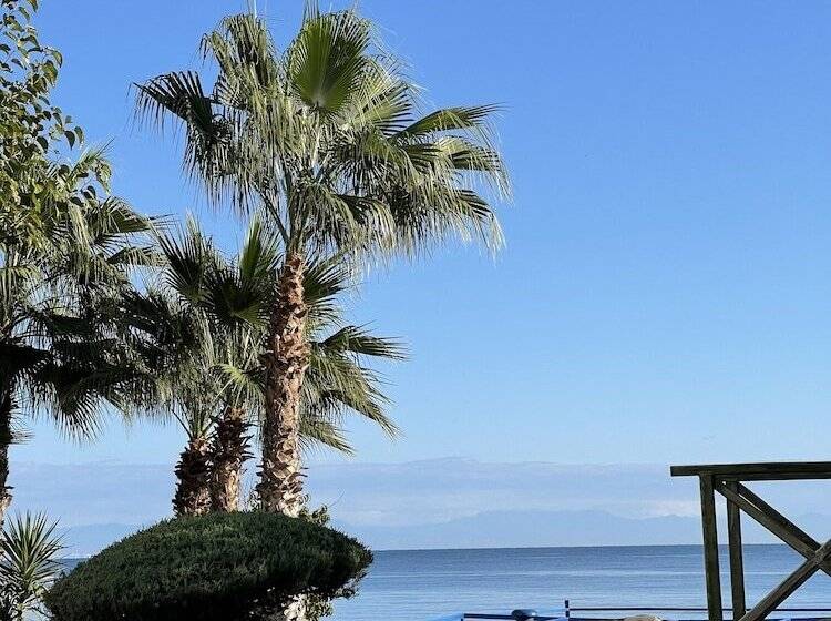 Amsterdam Otel & Suite