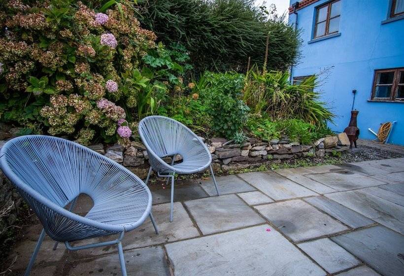 Angle Adventures   4 Bed Cottage   Angle