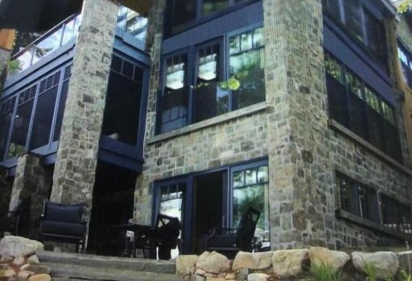 住宿加早餐  Gite Du Grand Peintre Gordon Harrison