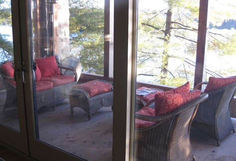 住宿加早餐  Gite Du Grand Peintre Gordon Harrison