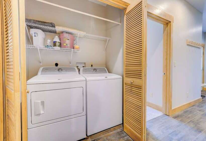 Cabins In The Pines #2 By Summit County Mountain Retreats