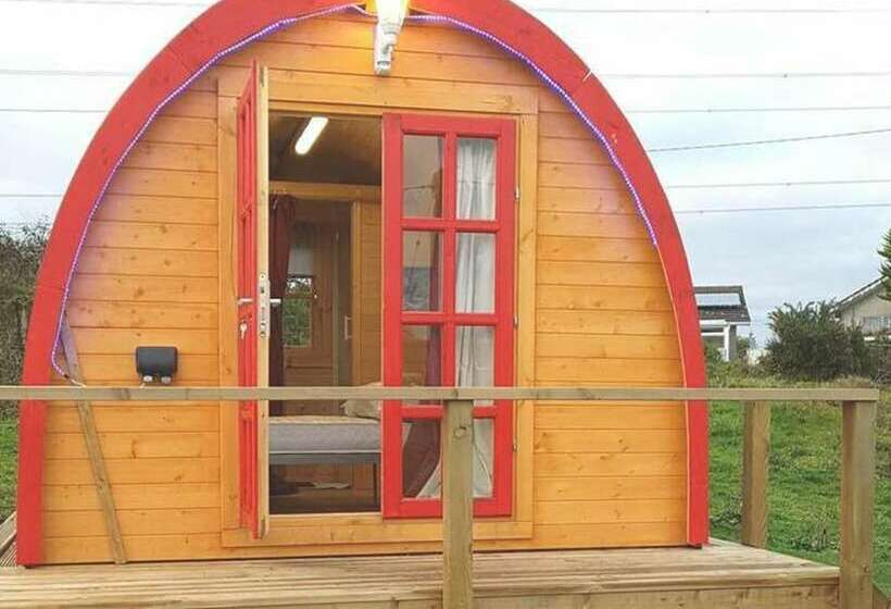 Cosy Glamping Pod Glamping In St Austell Cornwall