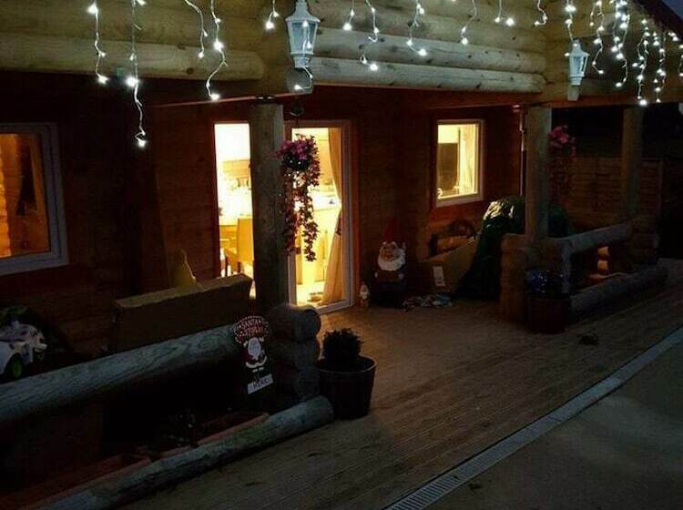 Cosy Glamping Pod Glamping In St Austell Cornwall