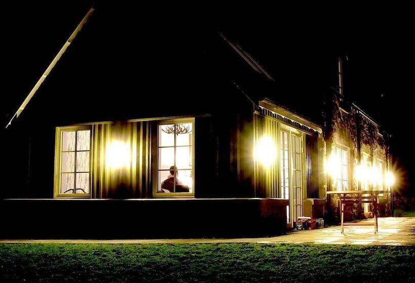 Dalveich Cottage W/hot Tub & Stunning Views