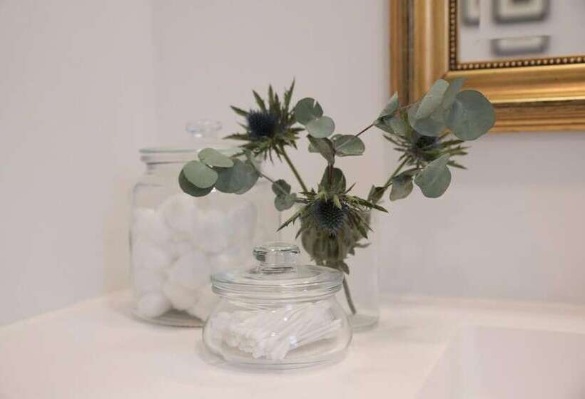 Dalveich Cottage W/hot Tub & Stunning Views