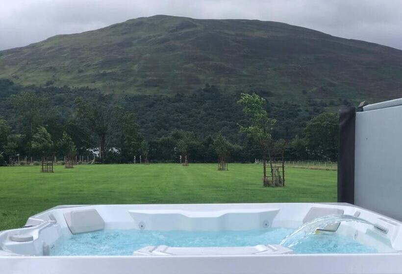 Dalveich Cottage W/hot Tub & Stunning Views