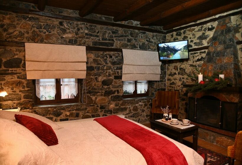 ホテル Archontiko Tarsouna