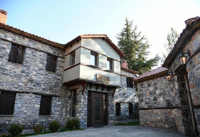 ホテル Archontiko Tarsouna