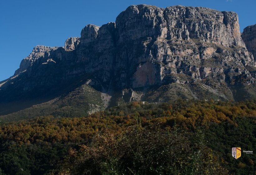 בית מלון כפרי Arkefthos Mountain