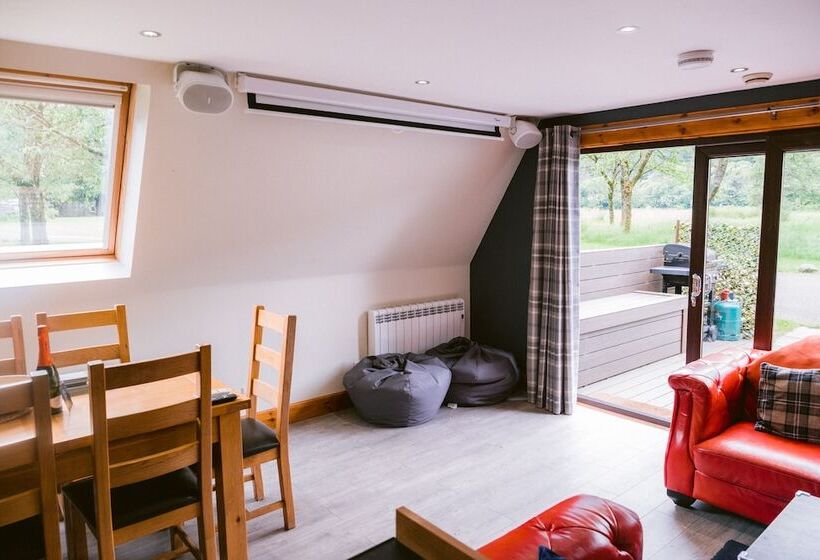 Отель Bright Star Lodge