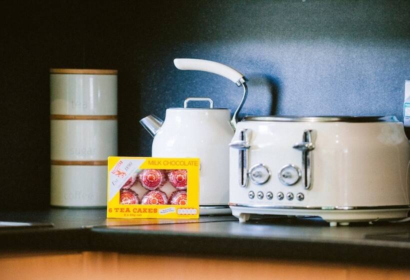 Отель Bright Star Lodge