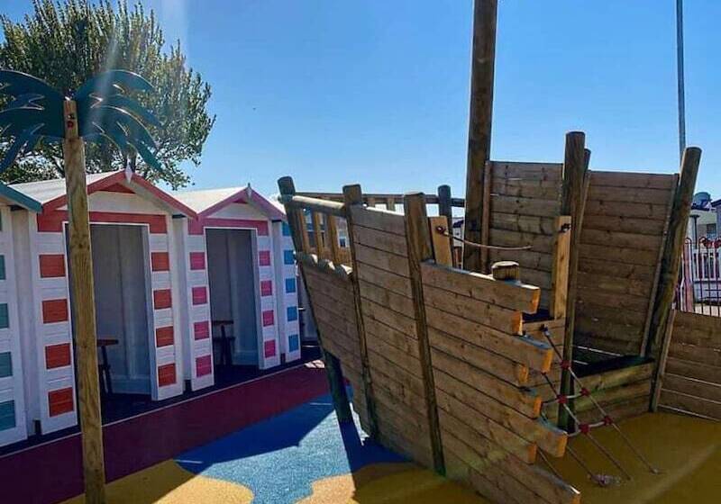 בית מלון כפרי Family Friendly 2 Bed Caravan In Rhyl, North Wales