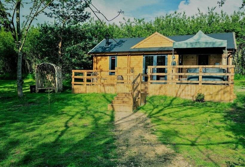 فندق Hawthorn Hideaway