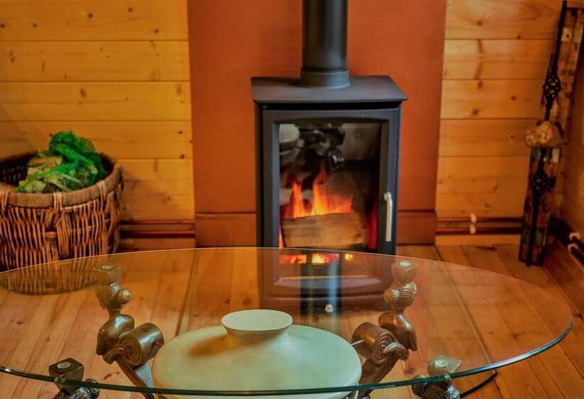 فندق Hawthorn Hideaway