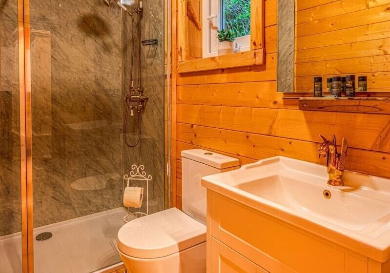 فندق Hawthorn Hideaway