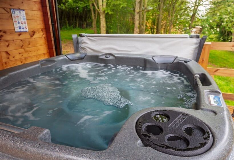 فندق Hawthorn Hideaway