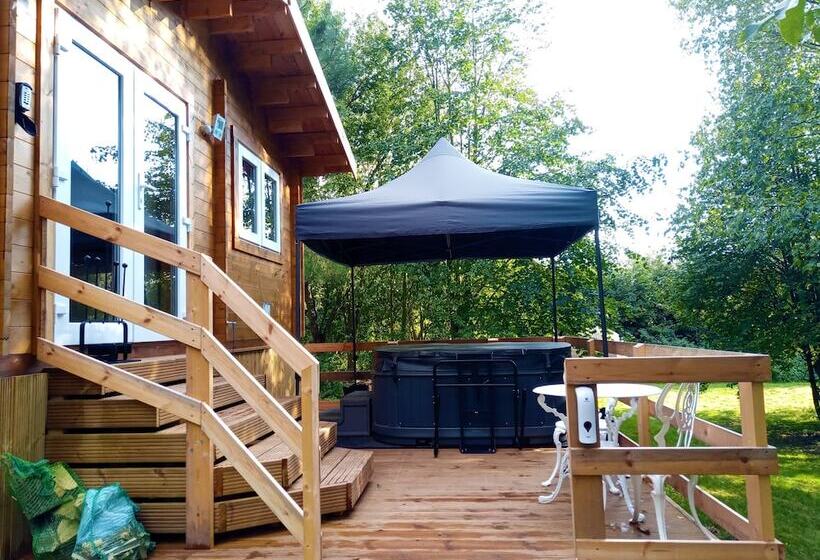 فندق Hawthorn Hideaway