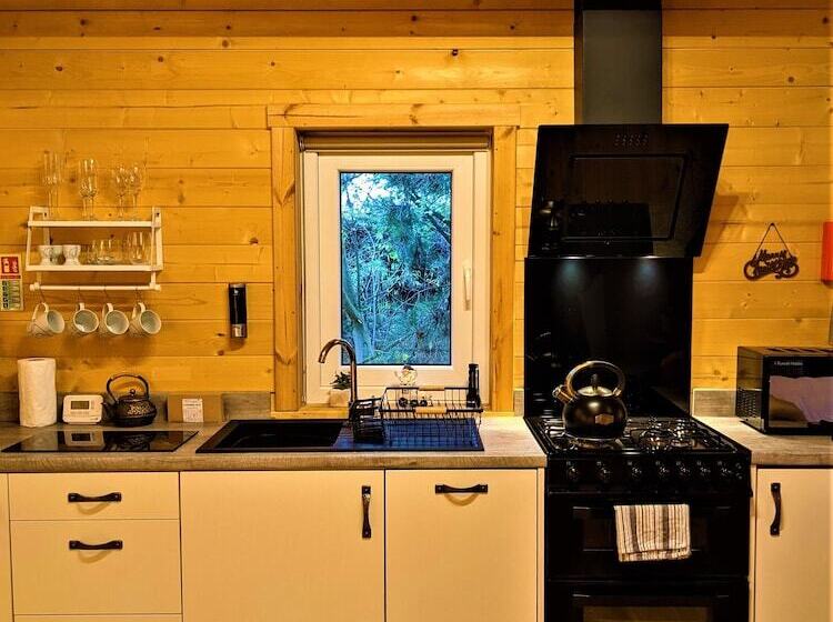 فندق Hawthorn Hideaway