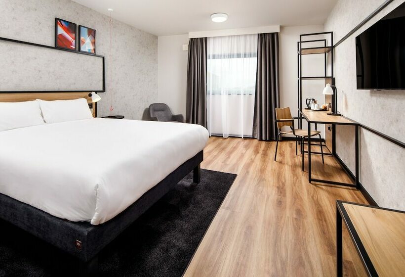 酒店 Ibis London Heathrow Terminal 5