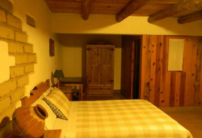 Отель La Troje De Adobe